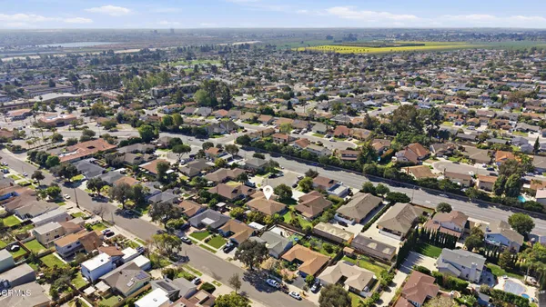 $1,200,000 | 9417-9419 Petit Court, Ventura, CA 93004