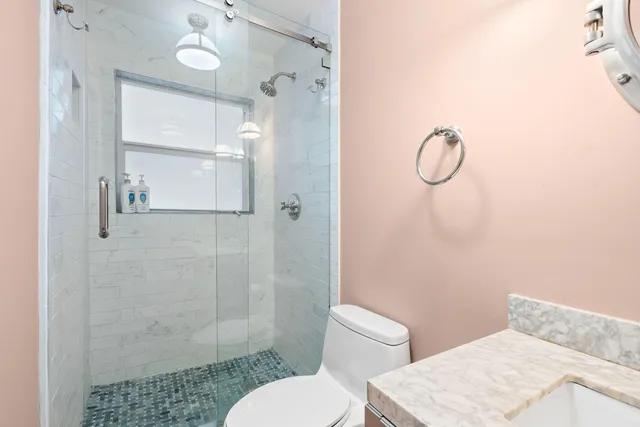 $8,500 | 101 Northeast 11th Street, Delray Beach, FL 33444