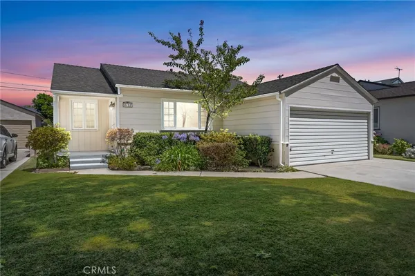 $1,030,000 | 3712 Monogram Avenue, Long Beach, CA 90808