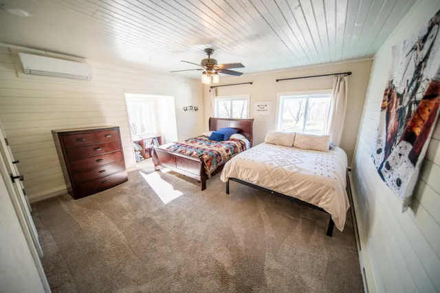 $799,900 | 71516 US Highway 63, Lake City, MN 55041