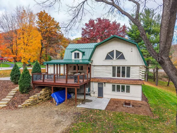 $758,000 | 71516 US Highway 63, Lake City, MN 55041