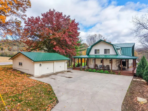 $758,000 | 71516 US Highway 63, Lake City, MN 55041