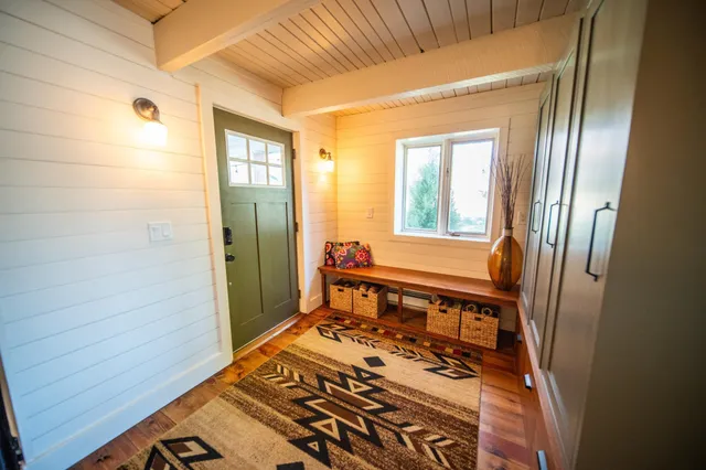 $799,900 | 71516 US Highway 63, Lake City, MN 55041