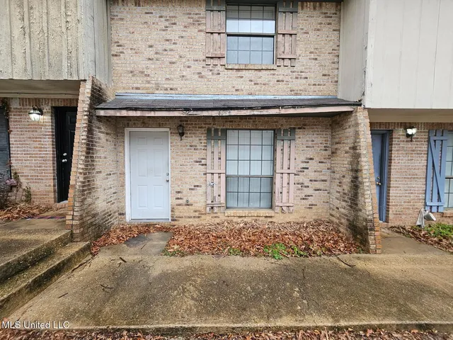 $100,000 | 1632 Fisher Ferry Road, Unit A2, Vicksburg, MS 39180