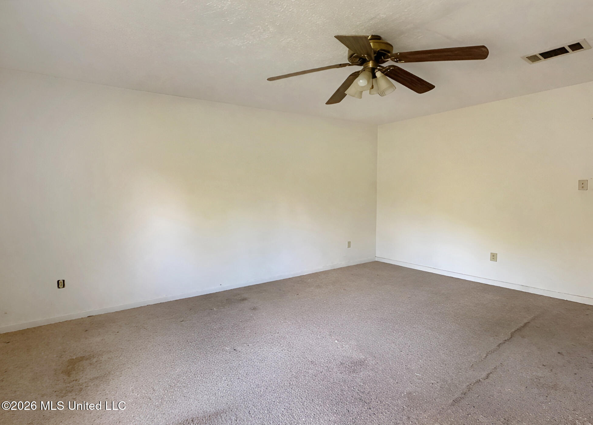 1632 Fisher Ferry Road, Unit A2 Vicksburg, MS 39180 - Photo 4 of 8 Picture37