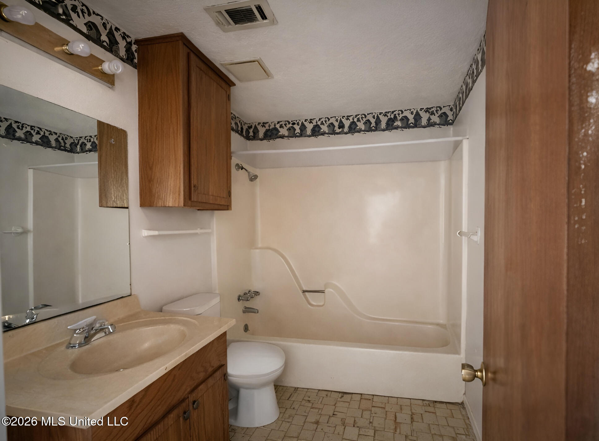 1632 Fisher Ferry Road, Unit A2 Vicksburg, MS 39180 - Photo 5 of 8 Picture38