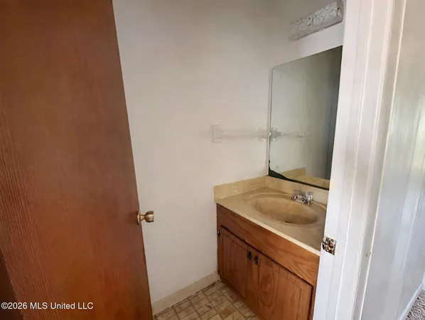 $69,900 | 1632 Fisher Ferry Road, Unit A2, Vicksburg, MS 39180