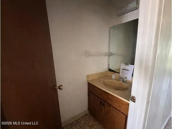 $69,900 | 1632 Fisher Ferry Road, Unit A2, Vicksburg, MS 39180