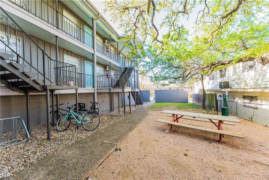 302 East 34th Street, Unit 202 Austin, TX 78705 - Photo 6 of 6 Private Courtyard!