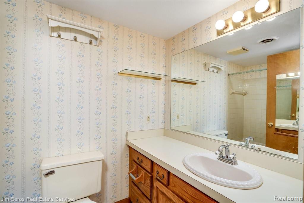 9200 North River Road, Unit 1 Algonac, MI 48001 - Photo 17 of 26 Gallery Image 17