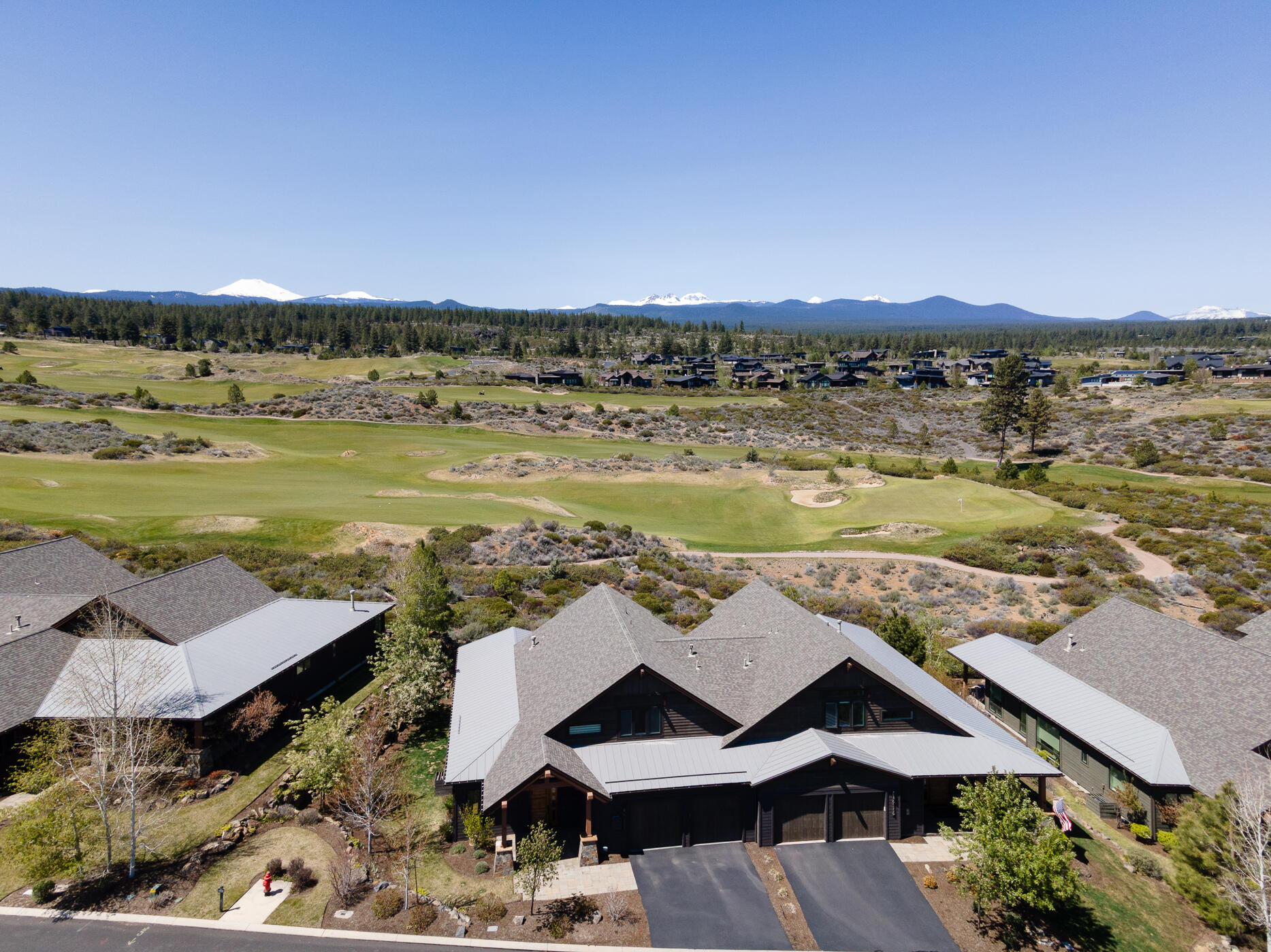 61337 Triple Knot Road Bend, OR 97702 - Photo 1 of 52 01
