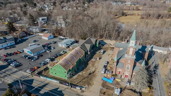 $729,900 | 19 Elizabeth Lane, Unit 19, Easthampton, MA 01027