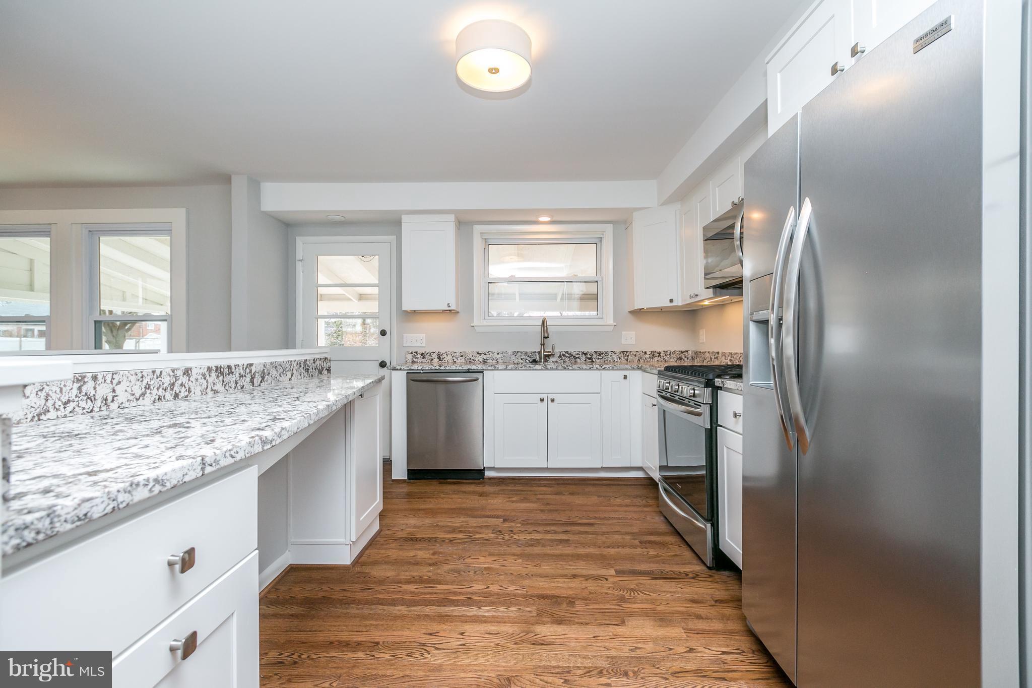 8405 Avery Road Baltimore, MD 21237 - Photo 5 of 30 Kitchen