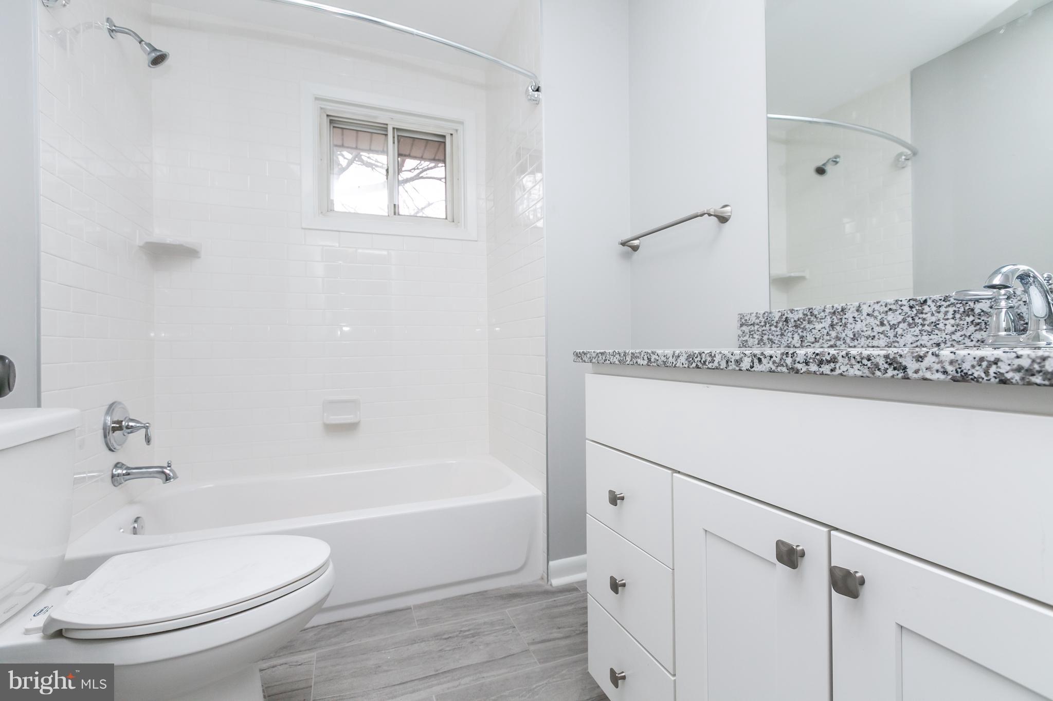 8405 Avery Road Baltimore, MD 21237 - Photo 10 of 30 Bath (Master)