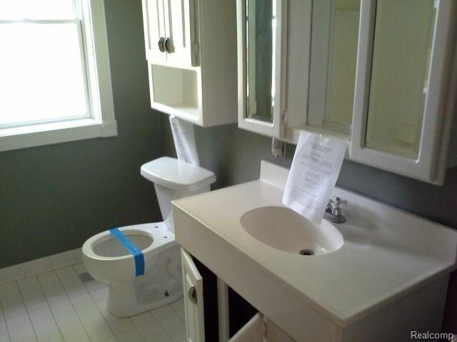 5231 Westview Road Clarkston, MI 48346 - Photo 14 of 15 20140916_102316.jpg