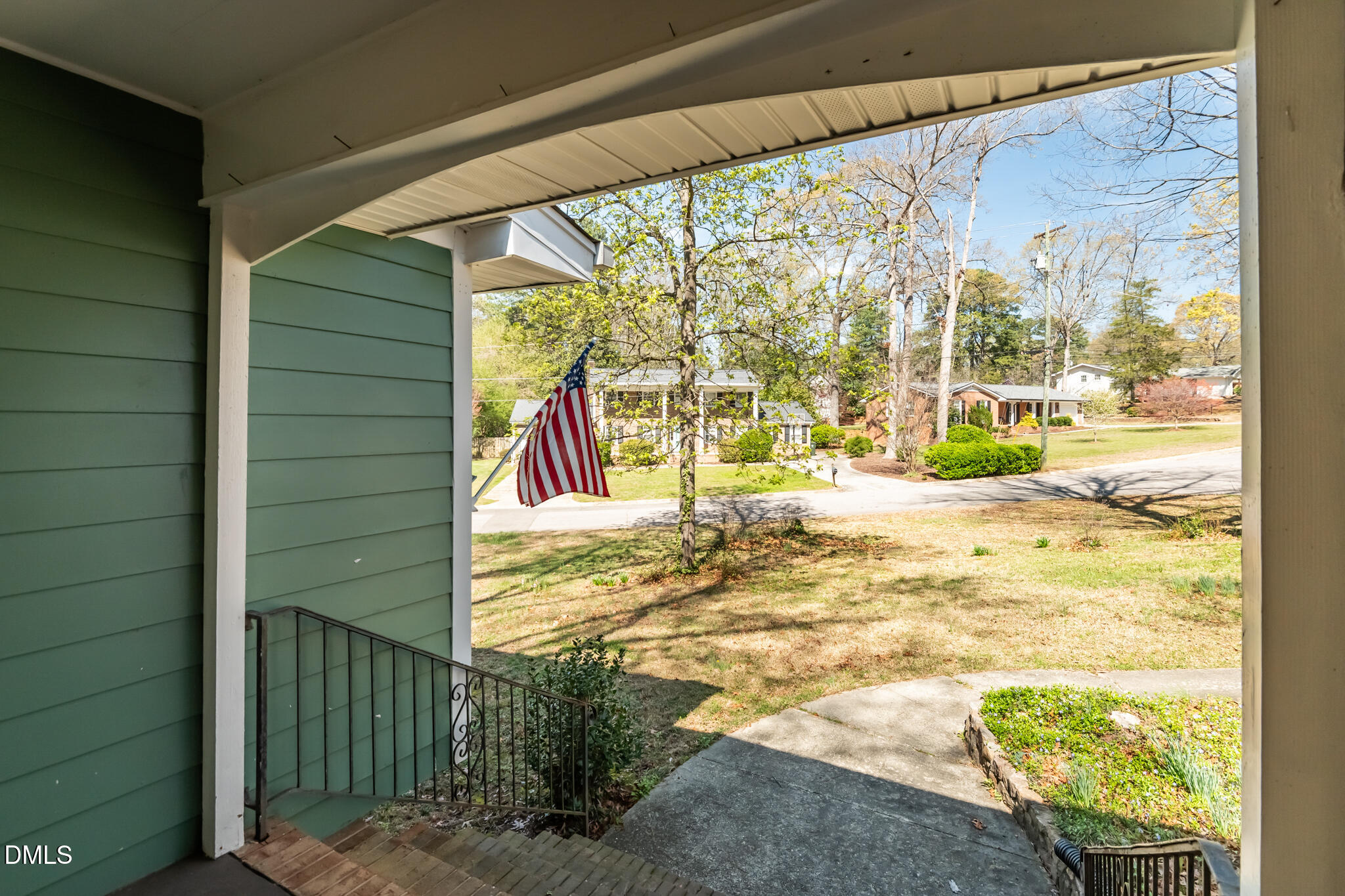 500 Peachwood Place Raleigh, NC 27609 - Photo 8 of 46