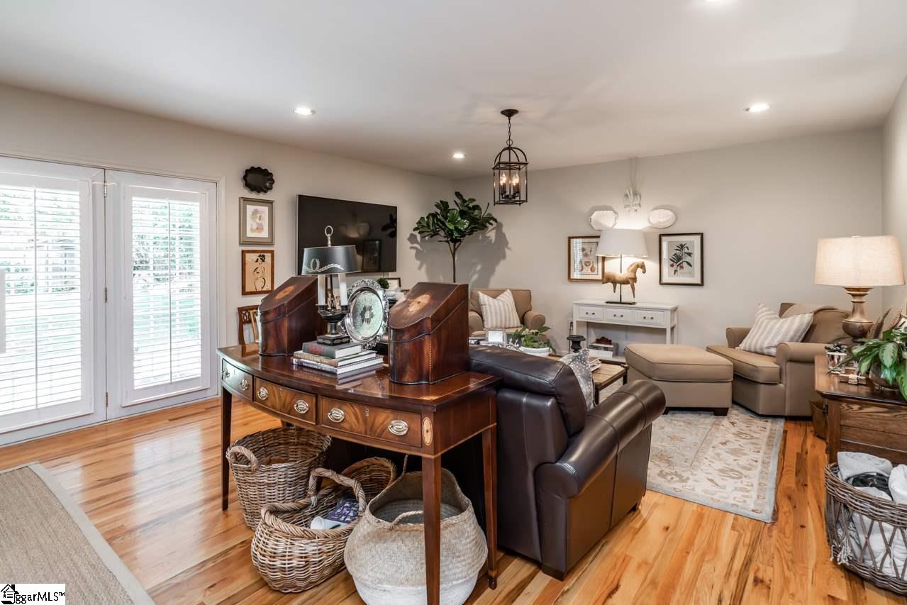 408 Wembley Road Greenville, SC 29607 - Photo 12 of 31