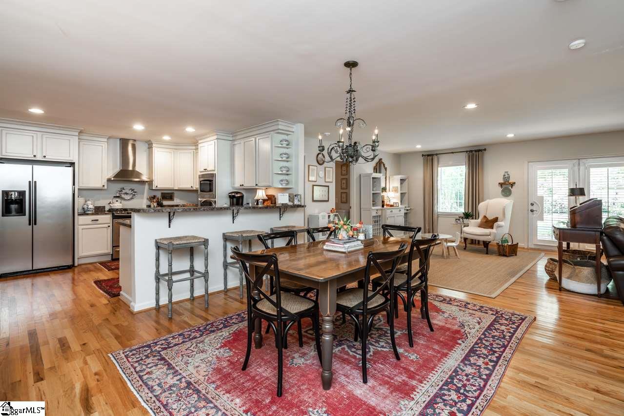 408 Wembley Road Greenville, SC 29607 - Photo 8 of 31