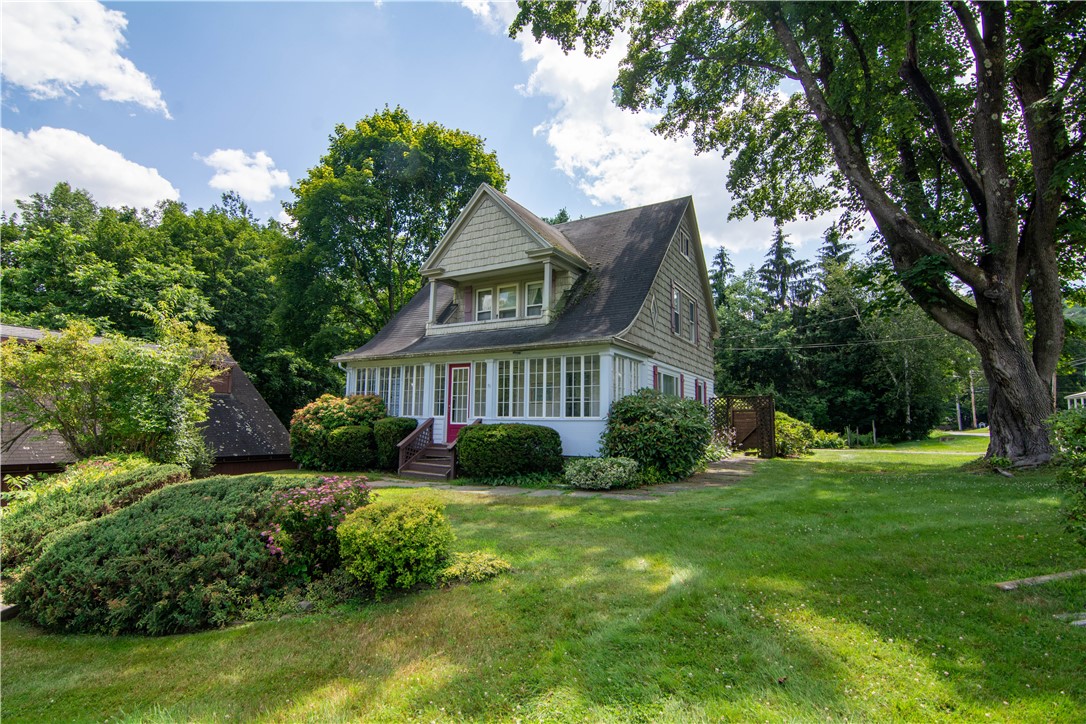 293 Delaware Street Walton, NY 13856 - Photo 2 of 33