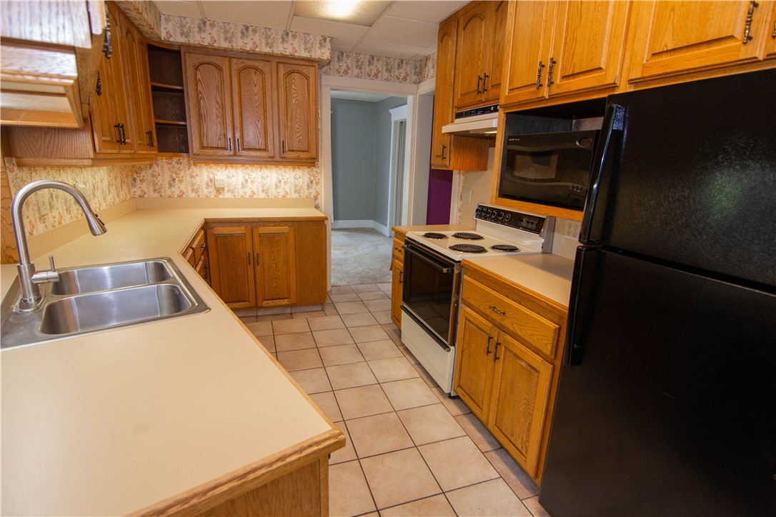 293 Delaware Street Walton, NY 13856 - Photo 3 of 33