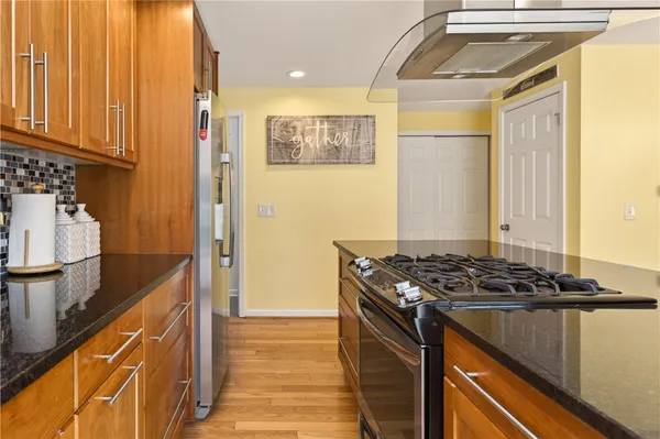 $279,900 | 353 Manitou Beach Road, Greece, NY 14468