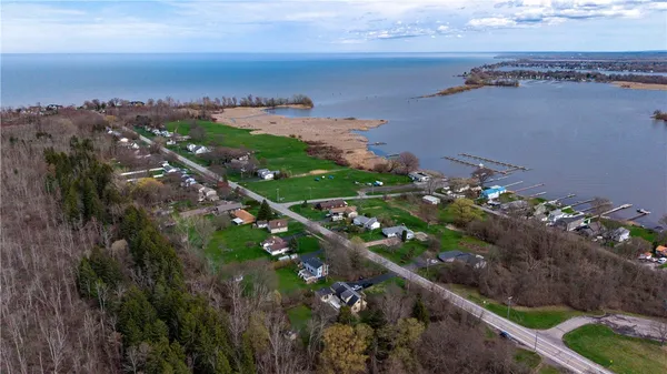 $279,900 | 353 Manitou Beach Road, Greece, NY 14468