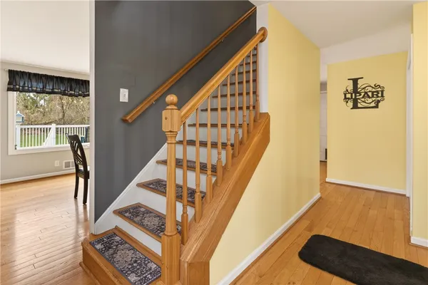 $279,900 | 353 Manitou Beach Road, Greece, NY 14468