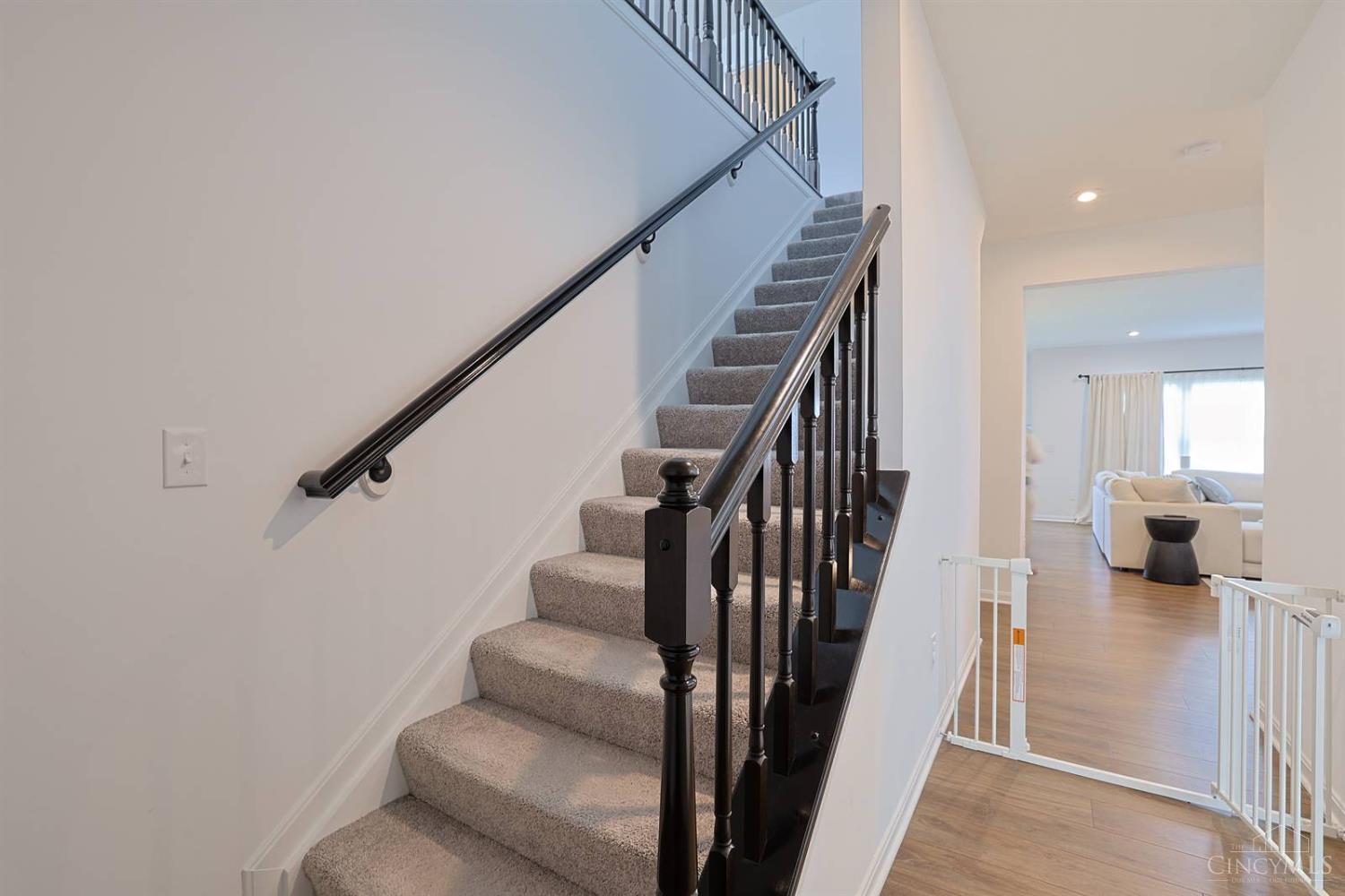 1257 Soaring Way Maineville, OH 45039 - Photo 4 of 42