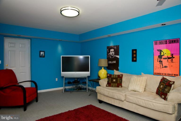 406 Old County Road Severna Park, MD 21146 - Photo 22 of 30 Interior (General)