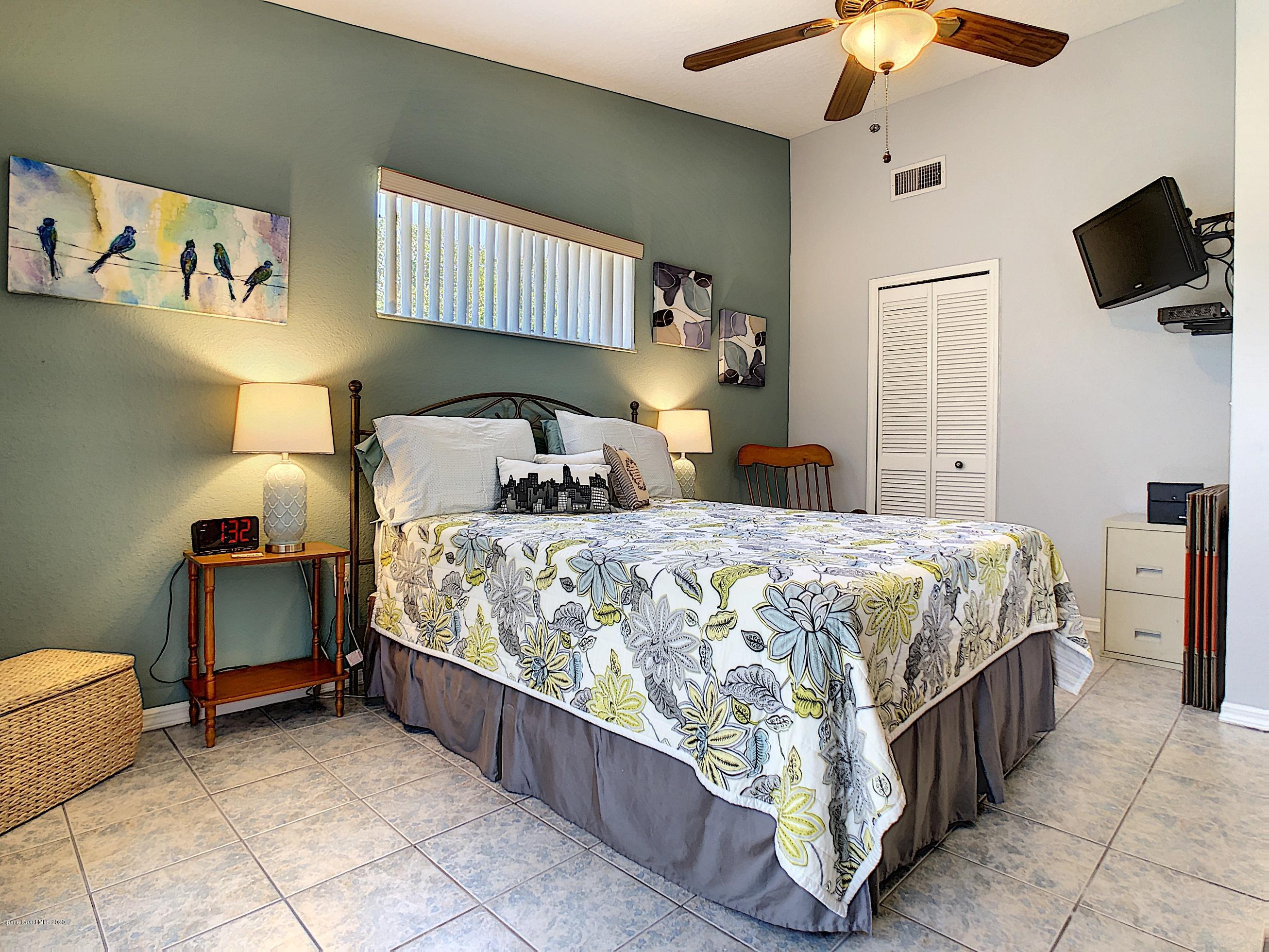 1946 Quail Ridge Court, Unit 802 Cocoa, FL 32926 - Photo 17 of 19 Guest Bedroom