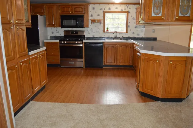 $300,000 | 21 Stonewall Drive, Livermore, ME 04253