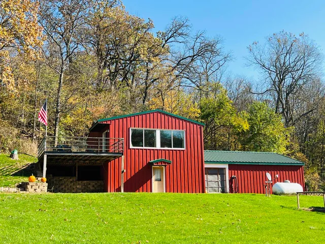 $439,000 | 14190 West Goldmine Road, Pearl City, IL 61062