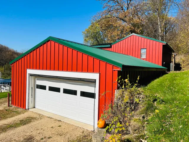 $439,000 | 14190 West Goldmine Road, Pearl City, IL 61062