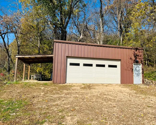 $439,000 | 14190 West Goldmine Road, Pearl City, IL 61062