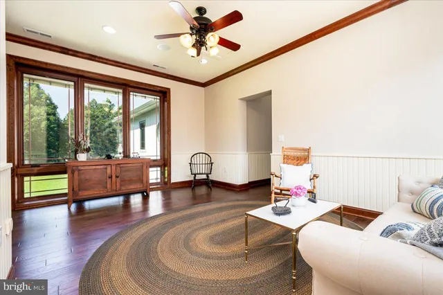 a utility room with sink dryer and washer