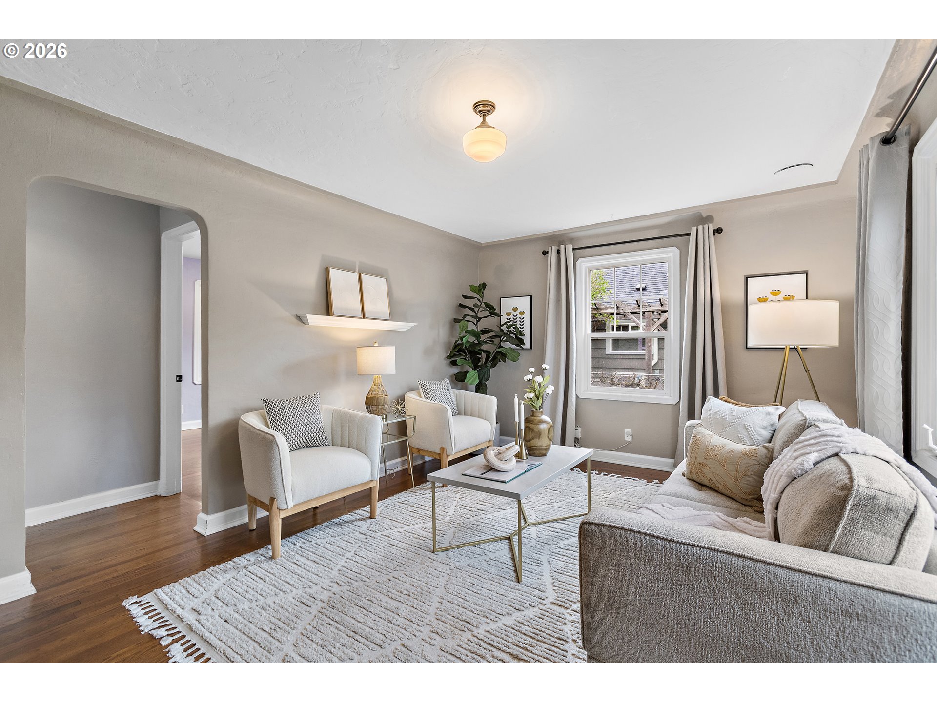 765 Northwest Angeline Avenue Gresham, OR 97030 - Photo 3 of 34