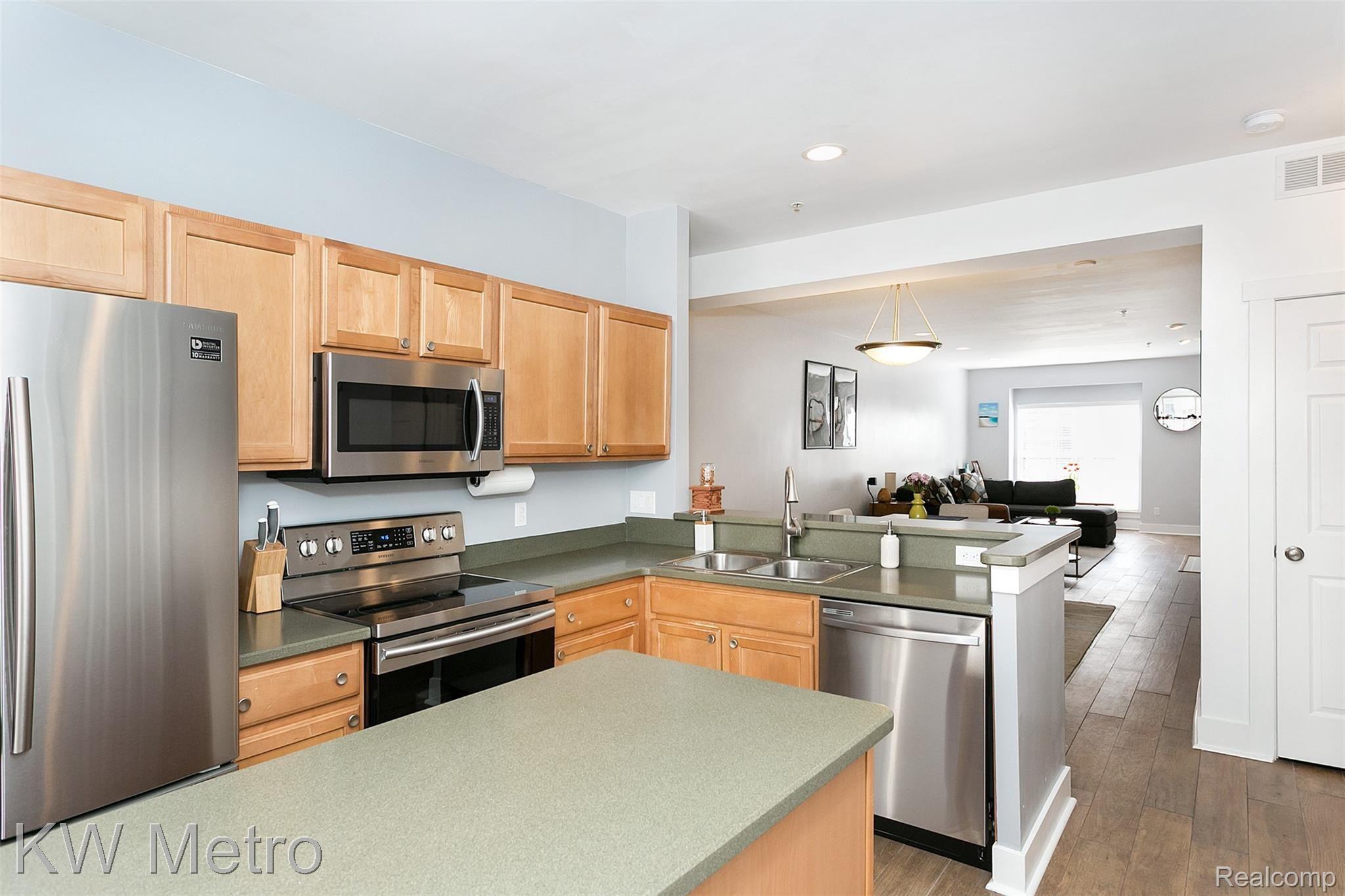 1477 Raleigh Place Troy, MI 48084 - Photo 18 of 31 Raleigh-18.jpg