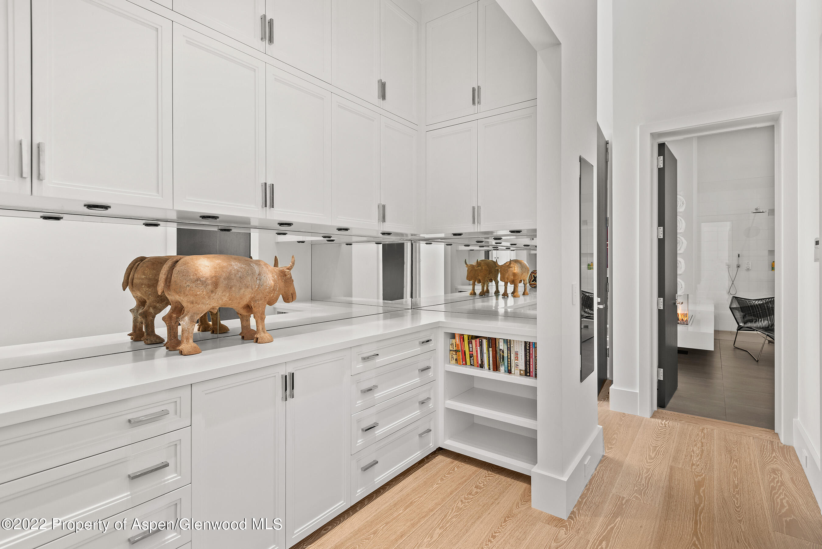257 Ridge Road Aspen, CO 81612 - Photo 17 of 47 a kitchen with cabinets and window