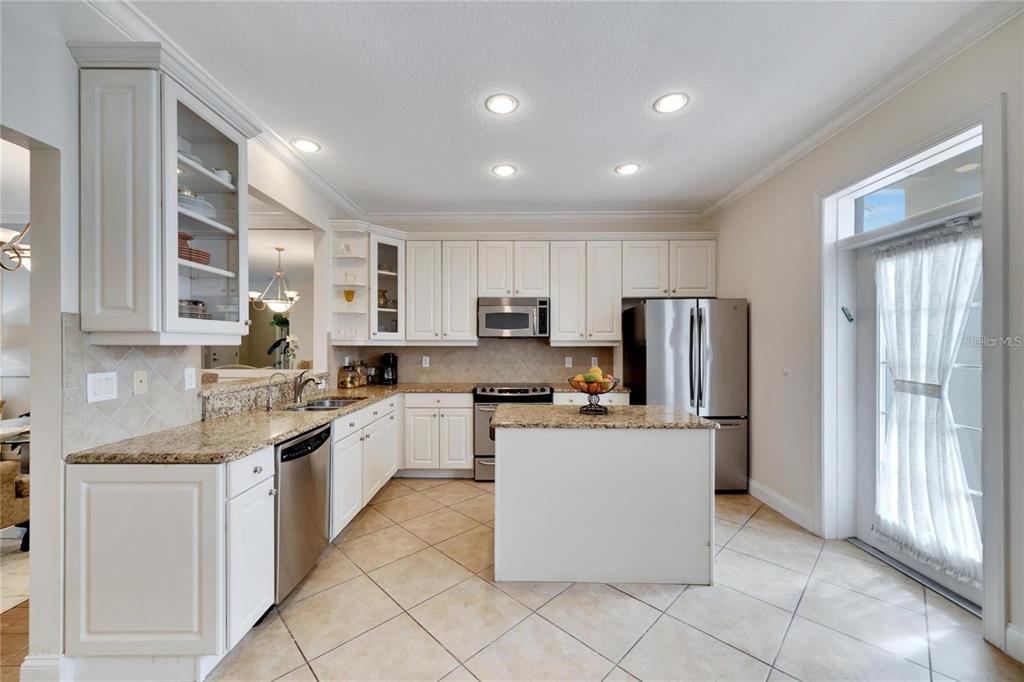 314 Ibisview Lane Apollo Beach, FL 33572 - Photo 6 of 25