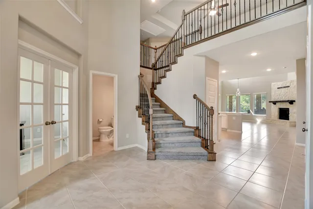 $679,000 | 246 Peninsula Point Drive, Montgomery, TX 77356