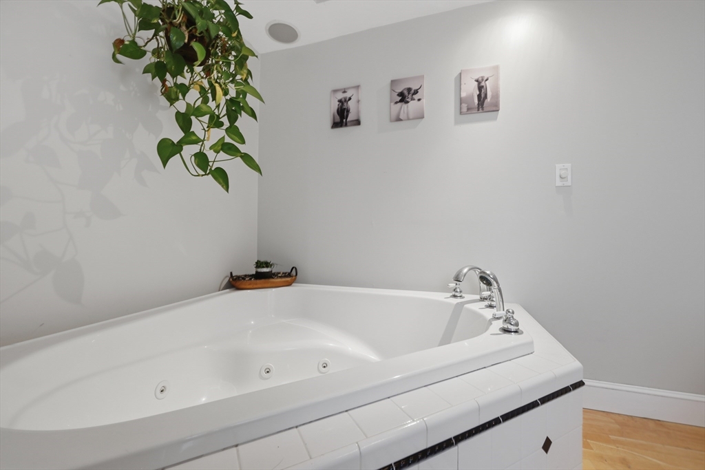 3 1/2 Orchard Street Amesbury, MA 01913 - Photo 28 of 35 Gallery Image 28