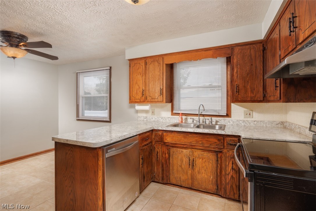 3770 South Arlington Road Uniontown, OH 44685 - Photo 6 of 19