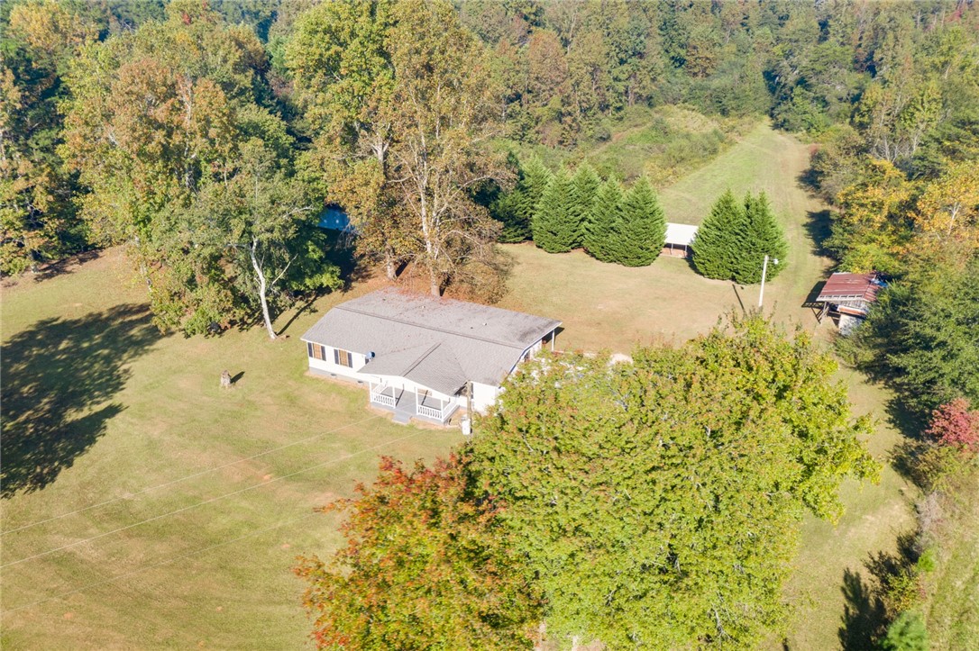 251 Breezedale Road Easley, SC 29640 - Photo 4 of 34