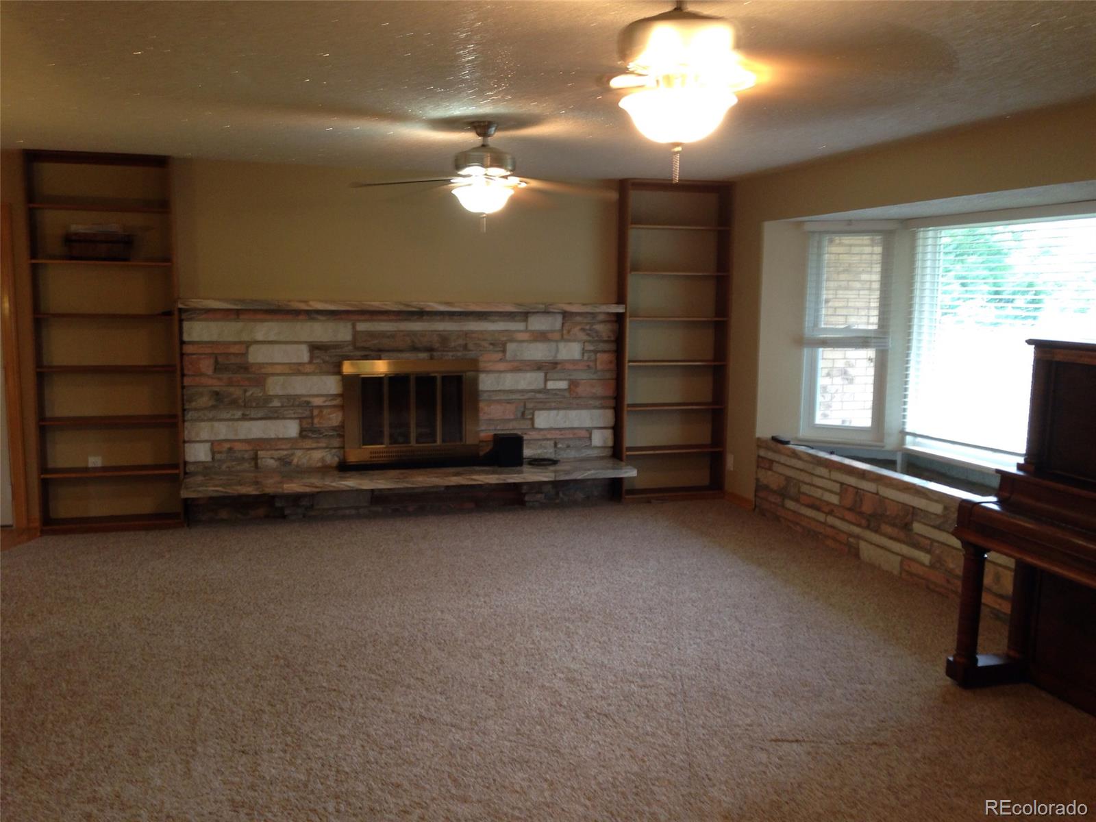 212 North Dutch Valley Road Bennett, CO 80102 - Photo 6 of 26 Gallery Image 6