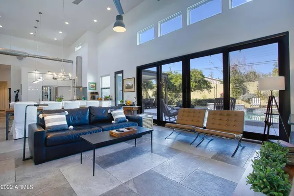 $10,000 | 3230 East Colter Street, Phoenix, AZ 85018