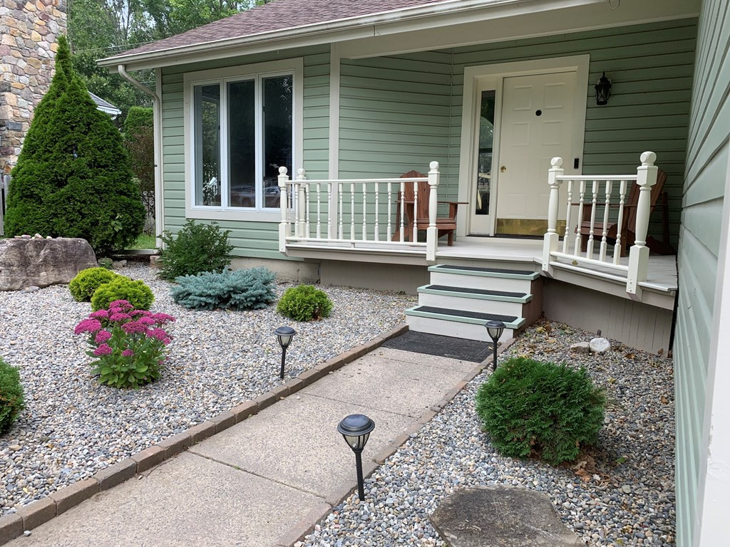 18 Meadowvale Road Plattsburgh, NY 12901 - Photo 3 of 31 Gallery Image 3