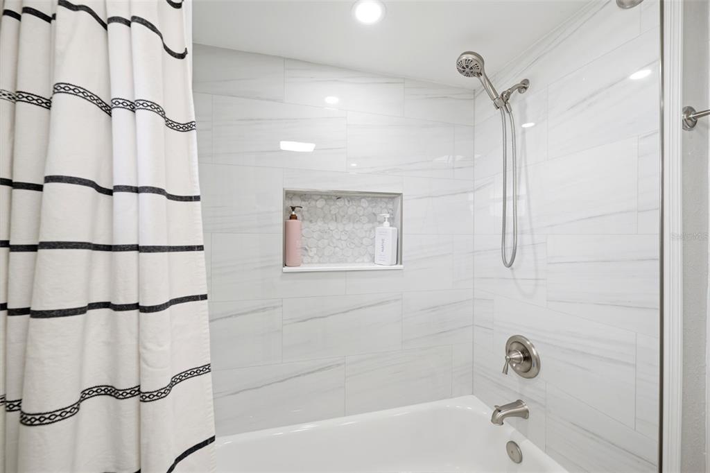 4832 Shell Stream Boulevard New Port Richey, FL 34652 - Photo 27 of 72 Gallery Image 27