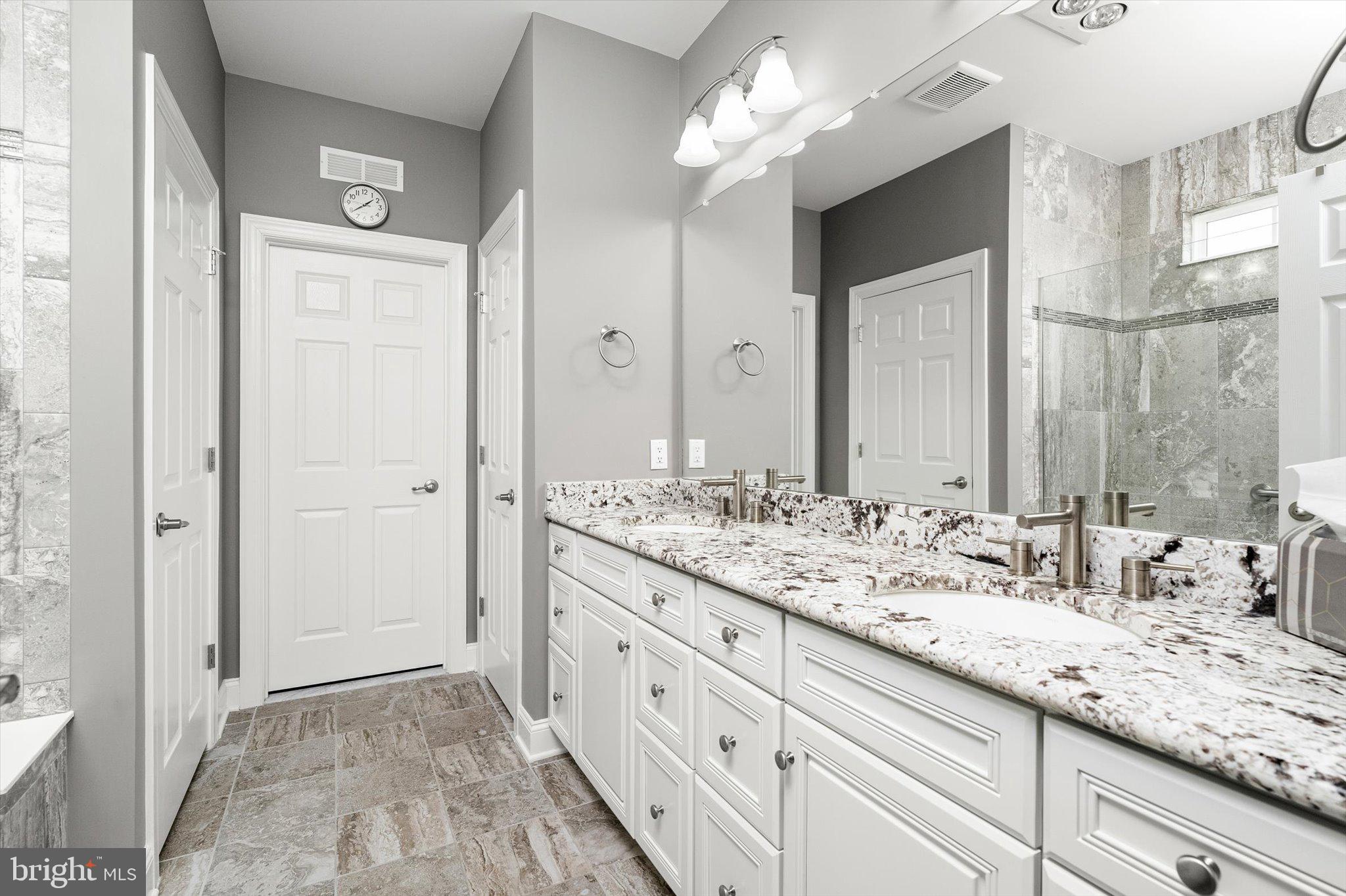17 Landmark Road Monroe Township, NJ 08831 - Photo 17 of 30 Gallery Image 17