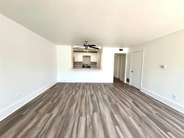 $1,500 | 5506 Beverly Hill Street, Unit 8, Houston, TX 77056