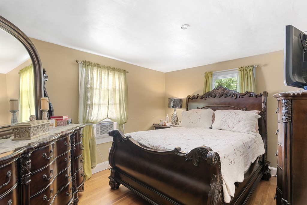 23-25 Raldne Road Boston, MA 02136 - Photo 9 of 13